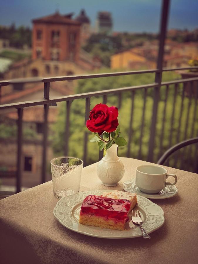 Relais Colle San Pietro Acomodação com café da manhã Verona Exterior foto